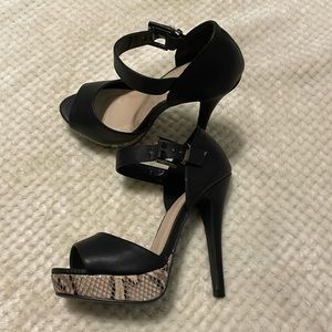 Black and faux Snake Skin 5” Heels